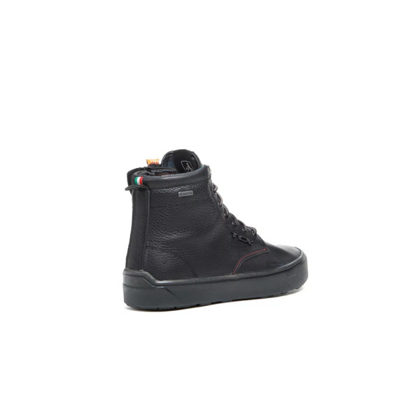 Мотоциклетні черевики TCX Dartwood Gore-Tex чорні