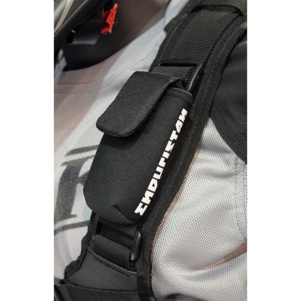 Сумка Enduristan Energy Pack, що кріпиться до ременів мотоциклетного рюкзака, чорна