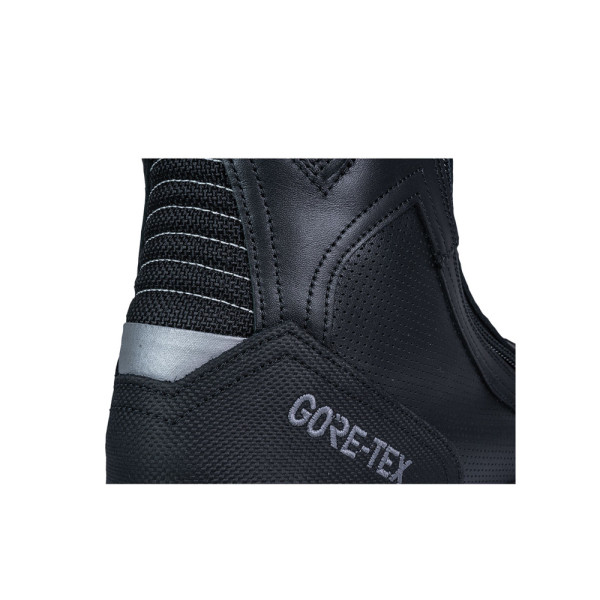 Мотоциклетні туристичні черевики Daytona Road Vent GTX