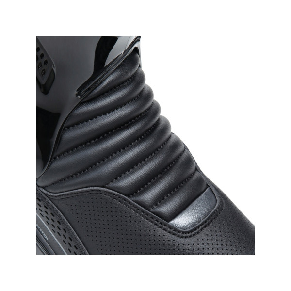 Мотоциклетні черевики Dainese Nexus 2 перфоровані чорні