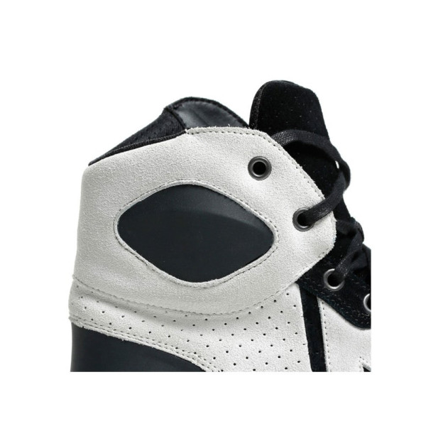 Мотоциклетні черевики Dainese Atipica Air чорні-білі