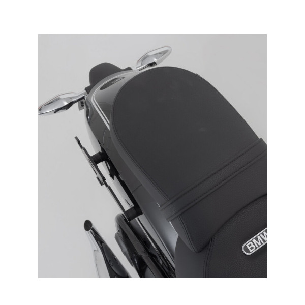 Комплект бічних сумок Legend Gear LH 19,5/19,5L та кріплення SLH Sw-Motech BMW R18 / Classic (20-)