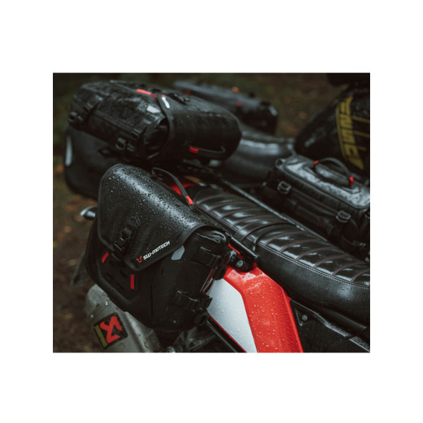 Сумки водонепроникні SysBag WP S/S SW-MOTECH + кріплення SLC для Ducati Monster 821 (17-) ємність: 2 x 12-16L