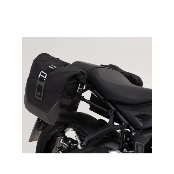 Комплект бічних сумок LEGEND GEAR LC1 зі стійками SLC SW-MOTECH для Triumph Trident 660 (21-) об'єм: 2 x 9,8 L