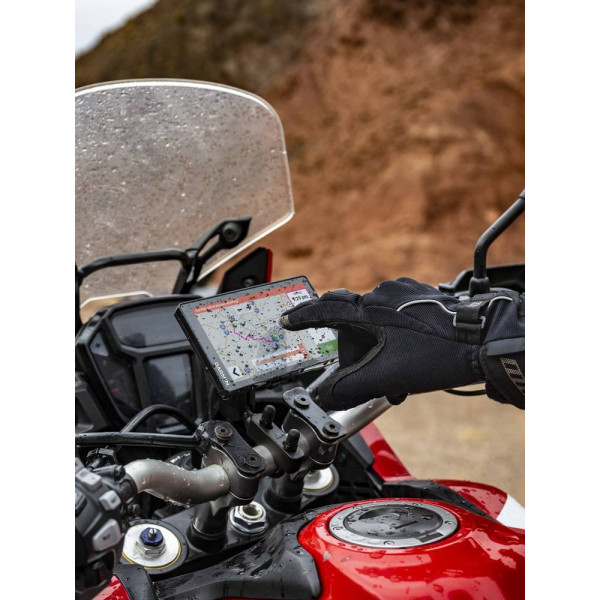 Супутникова навігація Garmin Zumo XT2