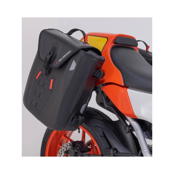 Водонепроникні мотоциклетні сумки SysBag WP M/M SW-MOTECH + стійки SLC Yamaha XSR 900 (21-)/ GP (23-) (об'єм: 2 x 17-23L)