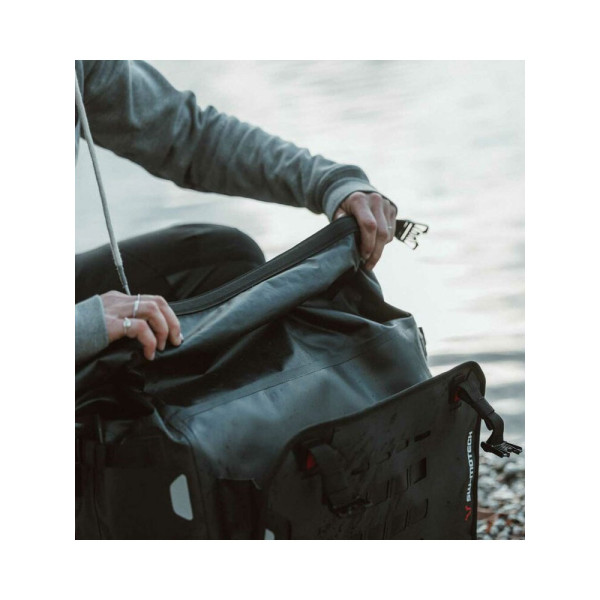 Водонепроникні сумки SysBag WP L/L SW-MOTECH + кріплення PRO для Moto Guzzi V85 TT/ Strada/ Travel (24-) об'єм: 2 x 27-40L
