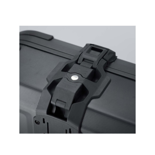 Комплект: бічні кофри DUSC M/L + кріплення PRO SW-MOTECH для мотоцикла Voge 650DS R810C (21-) об'єм 41/33 л