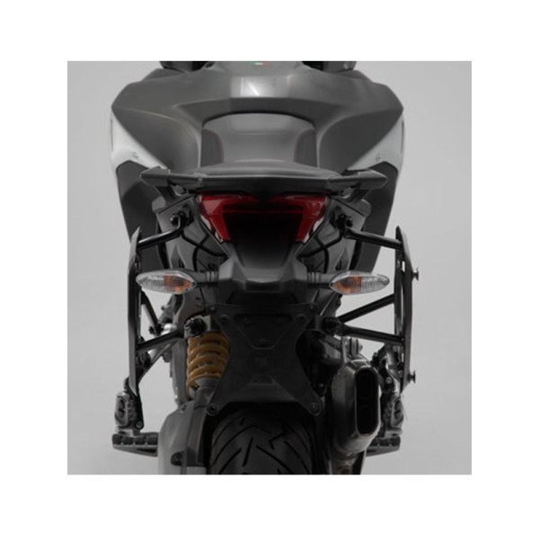 Комплект: бічні кофри + стійка PRO TRAX ADV SW-MOTECH 37/37 L для мотоцикла Ducati Multistrada 1260 Enduro 18-, Multistrada 950 16-, Multistrada 950 / S 16-, Multistrada V2/ S 21- об'єм 2 x 37 L