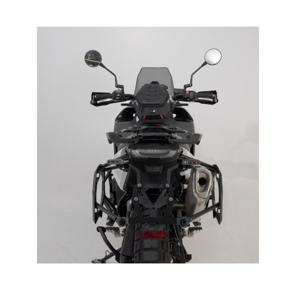 Комплект: бічні кофри TRAX ADV + кріплення PRO 45/37 L Sw-Motech Husqvarna Norden 901 HQV N (21-), Norden 901 Expedition (23-) (ємність 37 і 45 L) чорні