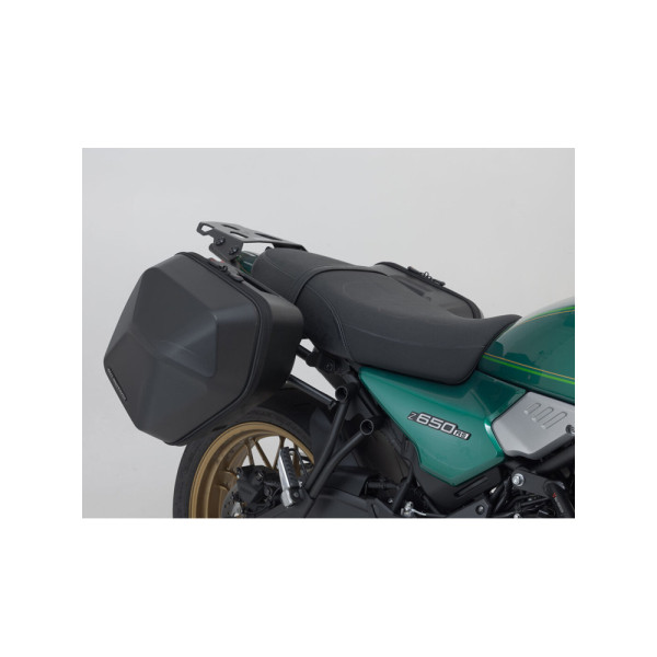 Комплект: бічні пластикові кофри Urban ABS + кріплення SLC Sw-Motech Kawasaki Z650 RS (21-) об'єм: 2 x 16,5l
