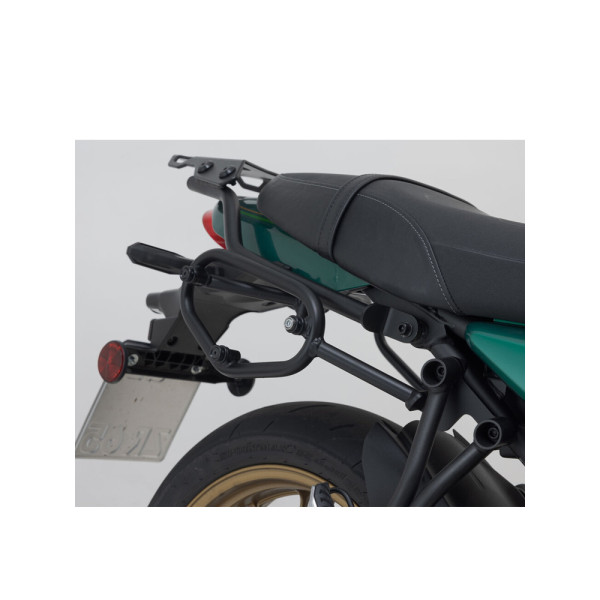 Комплект: бічні пластикові кофри Urban ABS + кріплення SLC Sw-Motech Kawasaki Z650 RS (21-) об'єм: 2 x 16,5l