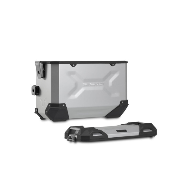 Комплект: бічні кофри TRAX ADV + кріплення PRO SW-MOTECH 45/45L для мотоцикла Kawasaki Versys 1000 / 1000 S (18-), 1100/ SE (24-) об'єм: 2 x 45 L срібні
