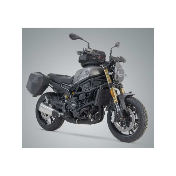 Комплект: бічні пластикові кофри Urban ABS + стійки SLC Sw-Motech Benelli Leoncino 800 (21-) об'єм: 2 x 16,5l