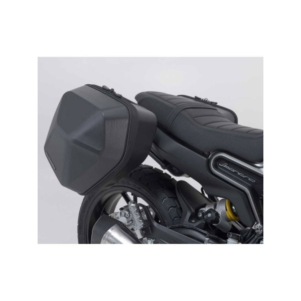 Комплект: бічні пластикові кофри Urban ABS + стійки SLC Sw-Motech Benelli Leoncino 800 (21-) об'єм: 2 x 16,5l