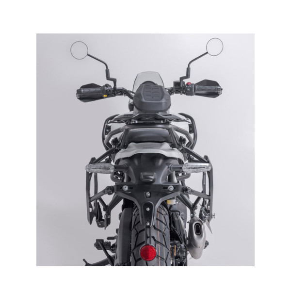 Комплект: бічні кофри DUSC M + кріплення PRO SW-MOTECH Royal Enfield Himalayan 450 (23-) об'єм: 2 x 33 л