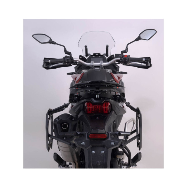 Комплект: бічні кофри + кріплення PRO TRAX ADV 45/37 L для мотоцикла Voge 650DS R810C / 650 DSX (21-) сріблясті об'єм 45 + 37 L