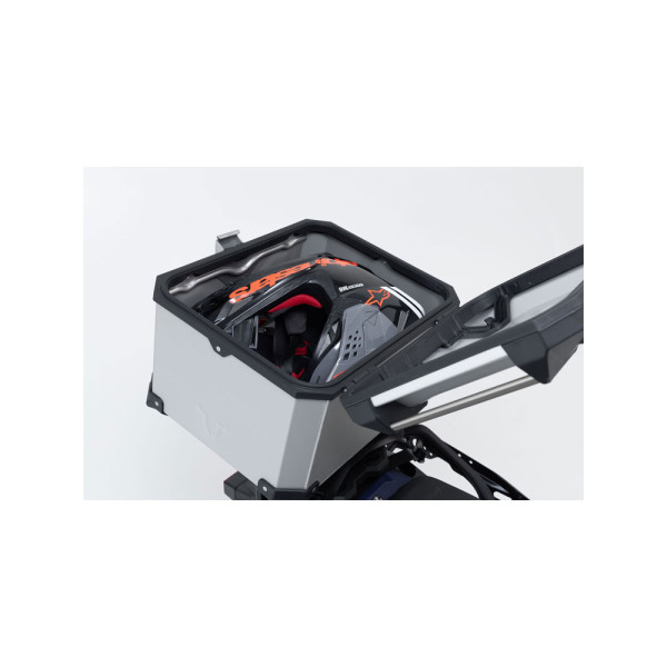 Комплект: центральний кофр срібний TRAX ADV + стійка Adventure-rack SW-Motech Moto Guzzi Stelvio (23-) об'єм: 38л
