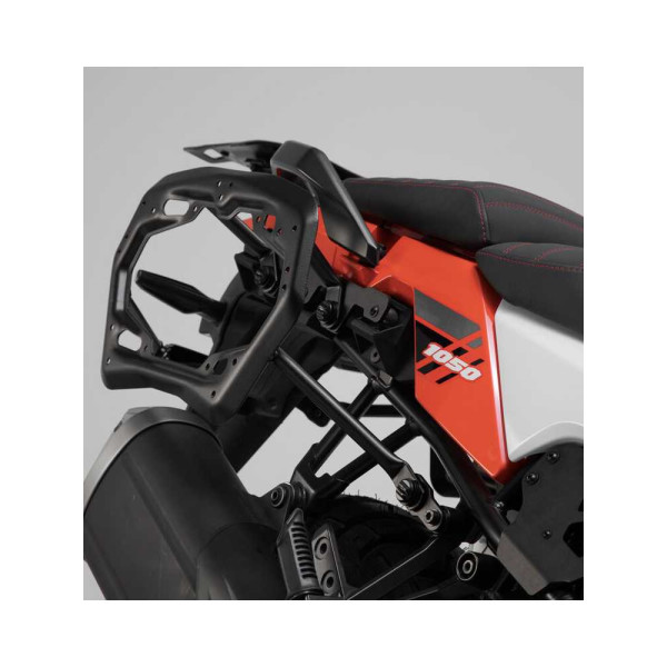 Комплект: бічні кофри DUSC M/L + кріплення PRO SW-MOTECH для мотоцикла Suzuki V-Strom 1050 / XT (19-) об'єм 41/33 л