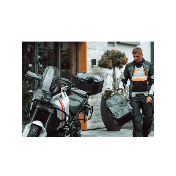 Комплект: бічні кофри DUSC M/L + кріплення PRO SW-MOTECH для мотоцикла Suzuki V-Strom 1050 / XT (19-) об'єм 41/33 л