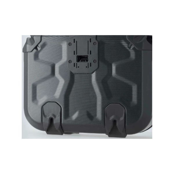 Комплект: бічні кофри DUSC M + кріплення PRO SW-Motech Yamaha Tracer 7 (21-) об'єм: 2 x 33 л