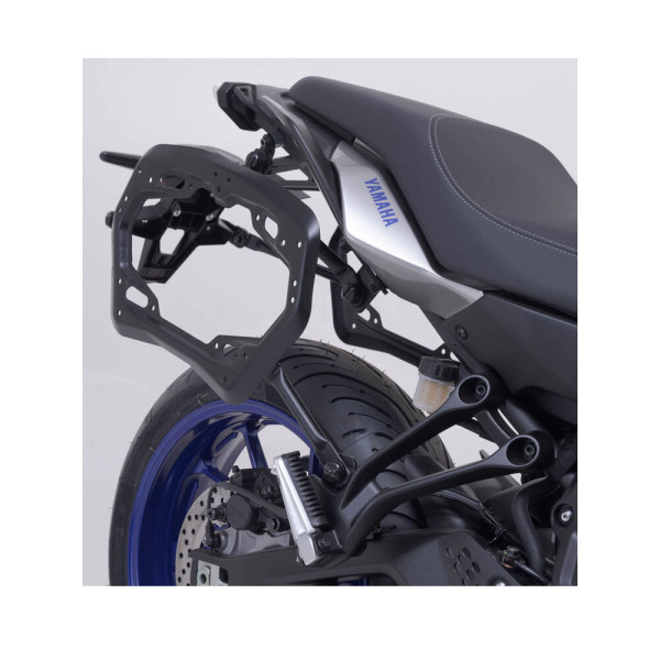 Комплект: бічні кофри + рама PRO TRAX ADV SW-Motech Yamaha MT-07 Tracer (16-) об'єм: 2 x 37 L чорні