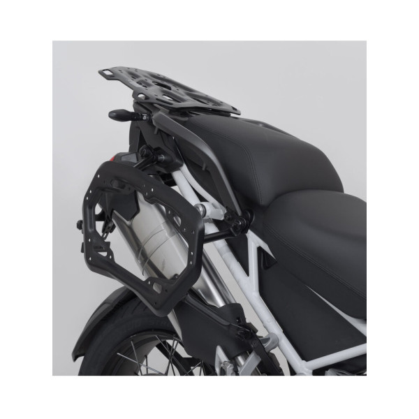 Комплект: бічні кофри + стійка PRO TRAX ADV SW-MOTECH 45/37 для мотоцикла Triumph Tiger 1200 GT Explorer / Rally Explorer (22-) (ємність 37 і 45 L) чорні