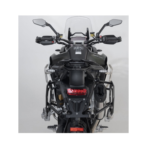 Комплект: бічні кофри + стійка PRO TRAX ADV SW-MOTECH 45/37 для мотоцикла Triumph Tiger 1200 GT Explorer / Rally Explorer (22-) (ємність 37 і 45 L) чорні