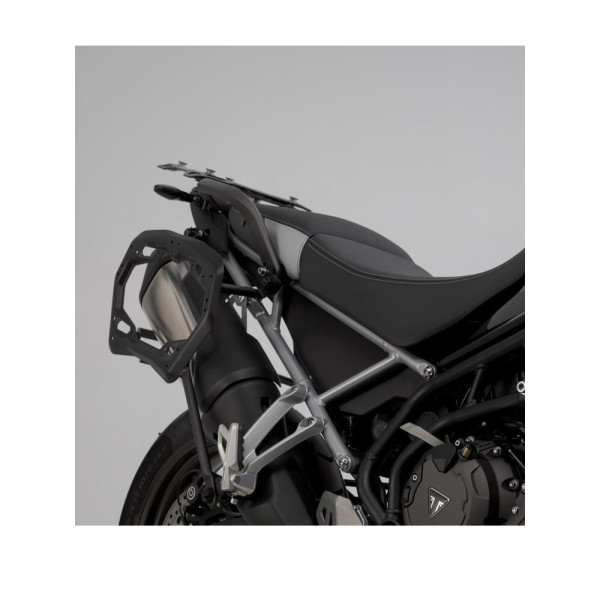 Комплект: бічні кофри + кріплення EVO ABS ® Aero System Sw-Motech до Triumph Tiger 1050 (06-12) об'єм: 2 x 25 L