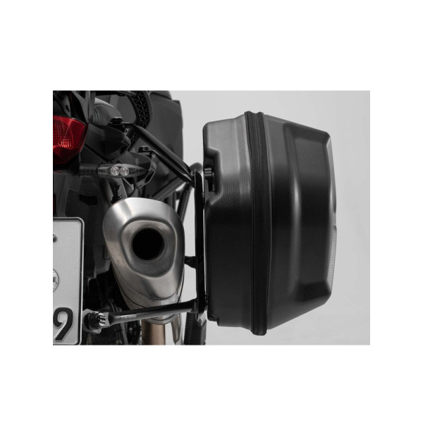 Комплект: бічні кофри + кріплення EVO ABS ® Aero System Sw-Motech для KTM 990 SM R (07-13), 990 SM (07-), SM T (08-14) об'єм: 2 x 25 L