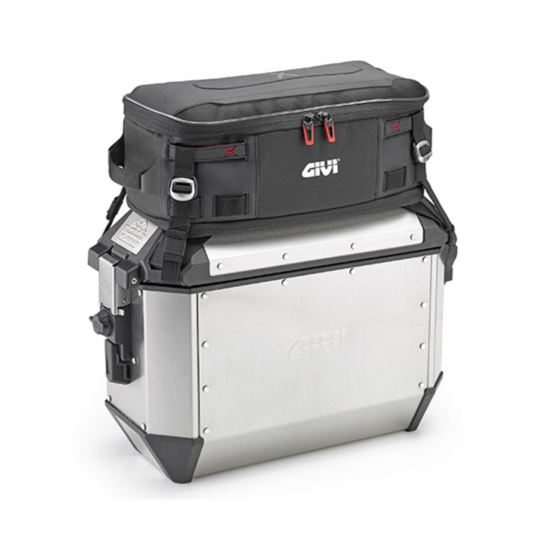 Сумка на зад або кофр GIVI X-Line XL01 чорна об'єм: 15-20 л