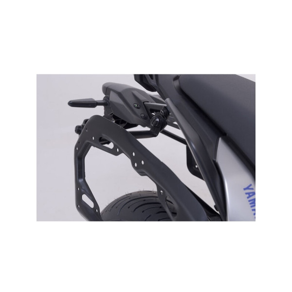 Кронштейн бічних кофрів SW-MOTECH PRO Yamaha MT-07 Tracer (16-), Tracer 7 (21-), Tracer 700 (16-20) чорний