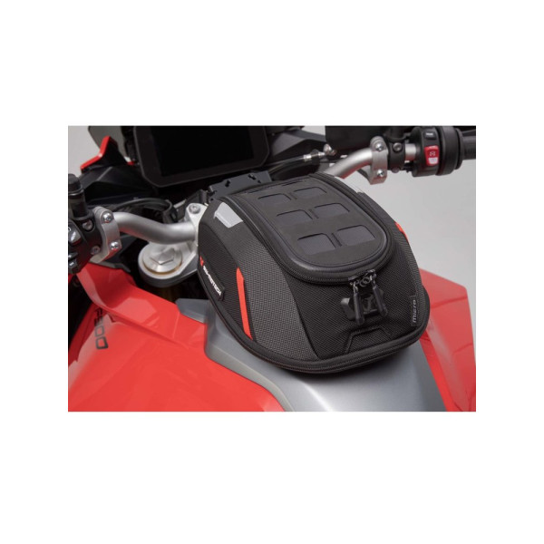 Сумка на бак PRO GS Sw-Motech (об'єм: 16-20 літрів) кріпиться на танкінгу PRO