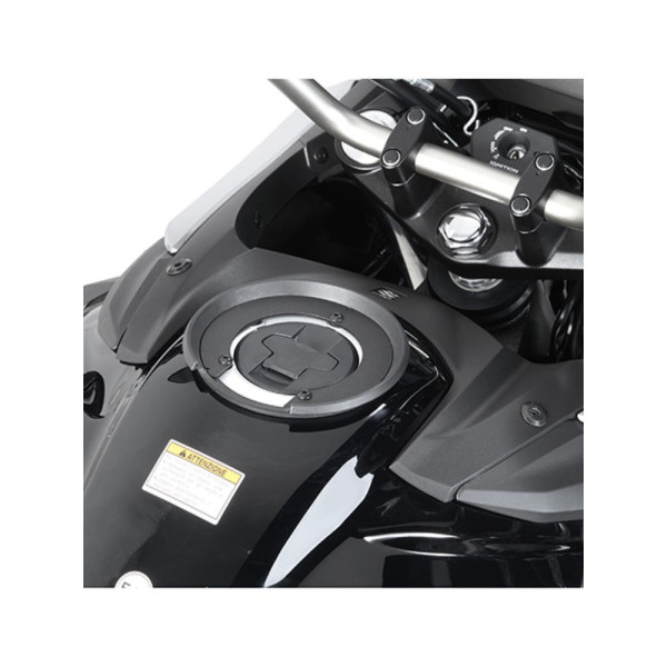 Кріплення Givi BF01 до сумок TANKLOCK, TanklockED для вибраних моделей Suzuki
