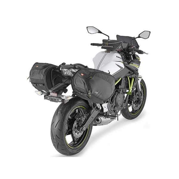 Бокові мотоциклетні сумки GIVI EA127B з можливістю зміни об'єму, чорні об'єм: 30л