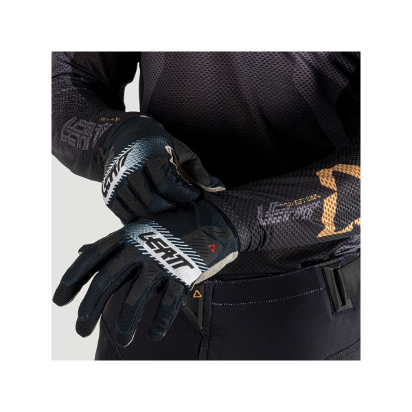 Кросова кофта Leatt Moto 5.5 UltraWeld Stealth чорна-сіра