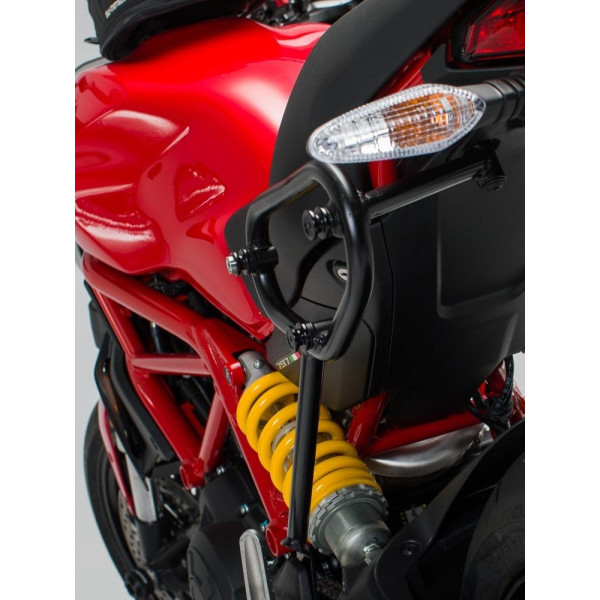 Комплект кріплень SLC Legend Gear SW-MOTECH для бічних сумок LC1/ LC2 Ducati Monster 1200/ S 17-, Monster 821, Supersport / S 937 17- - на праву і ліву сторону