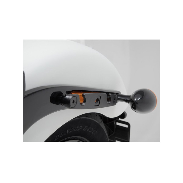 Бокова опора SLH SW-MOTECH Harley-Davidson Softail Slim (FLSL) (17-20) на ліву сторону