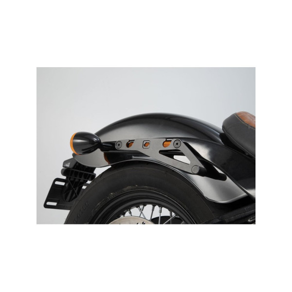 Бокова стійка SLH SW-MOTECH Harley-Davidson Softail Street Bob (FXBB) (17-20), Softail Slim (FLSL) (17-20), Softail Standard (20-) на праву сторону