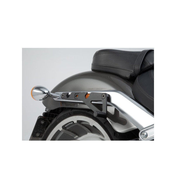 Бокова опора SLH SW-MOTECH Harley-Davidson Softail Breakout ST1 (17-20), Softail Fat Boy (FLSTF/B/BS) (17-20) на праву сторону