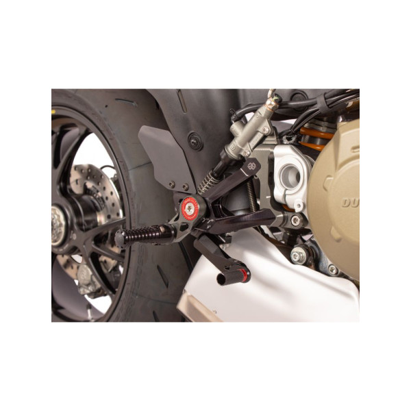 Комплект регульованих підніжків з важелями GILLES MUE2-D02 Ducati Streetfighter V4 1100/ S (20-22) чорний-червоний