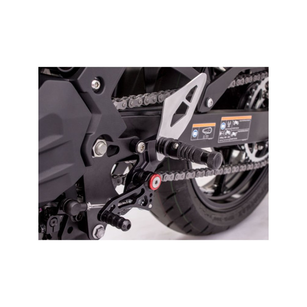 Комплект регульованих підніжків з важелями GILLES FXR-K06 Kawasaki EX 400 Ninja (18-23)/ KRT Edition (18-20) чорний