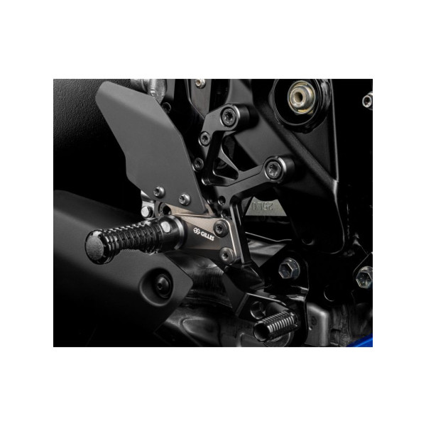 Комплект регульованих підніжків з важелями GILLES AS31GT3-S13 Suzuki GSX-8S 800 (23-) чорний