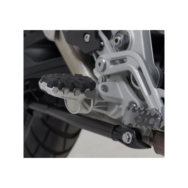 Підніжки мотоциклові EVO SW-MOTECH Triumph Tiger 1200 GT Explorer / GT / GT Pro / Rally Pro / Rally Explorer (22-) срібні