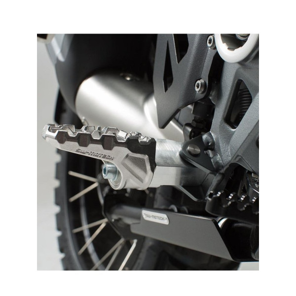 Підніжки EVO SW-MOTECH TRIUMPH Tiger 1200 XCa / XCx/ XR / XRt / XRx (17-)