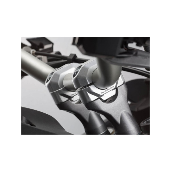 Комплект підвищення керма SW-MOTECH Honda, Benelli, KTM, Suzuki, Yamaha (обрані моделі) H: 30mm срібний