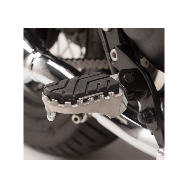 Підніжки SW-Motech Triumph Bonneville/ T 100/ SE (04-)/ Scrambler (05-) сріблясті