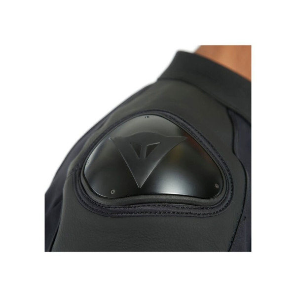 Мотоциклетна шкіряна куртка Dainese Intrepida чорна