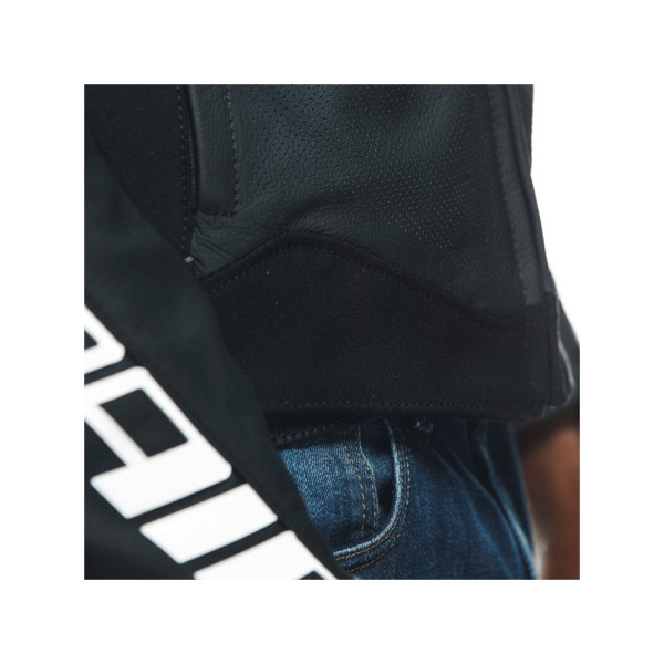 Мотоциклетна куртка Dainese Sportiva перфорована чорна