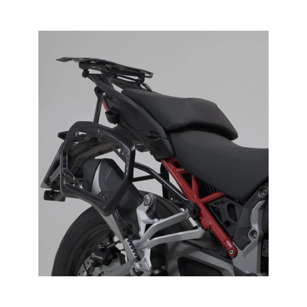 Комплект: бічні кофри DUSC L + кріплення PRO SW-Motech Ducati Multistrada V4/S (20-) об'єм: 2 x 41l